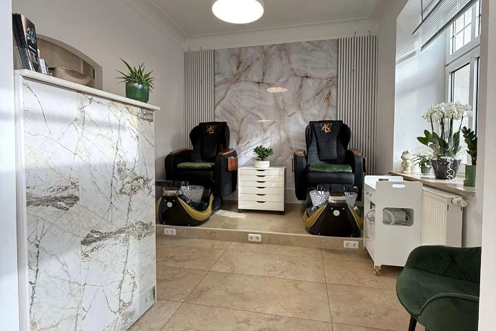 28 Nail Studio