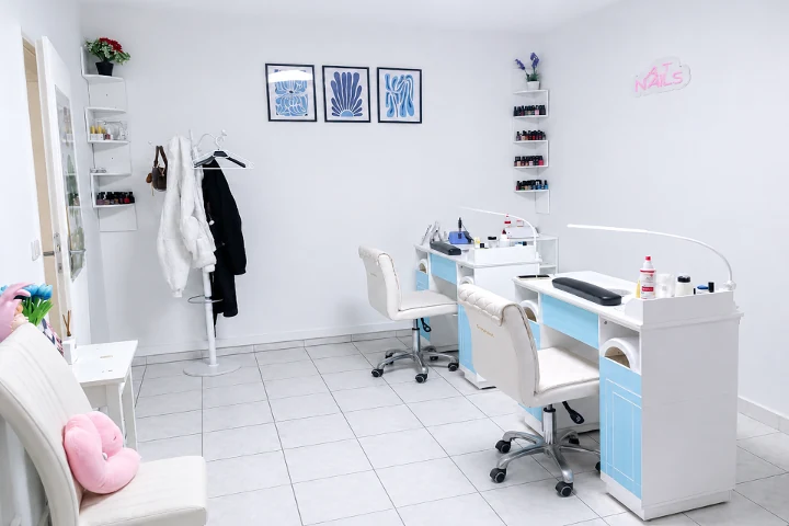 A.T Nails