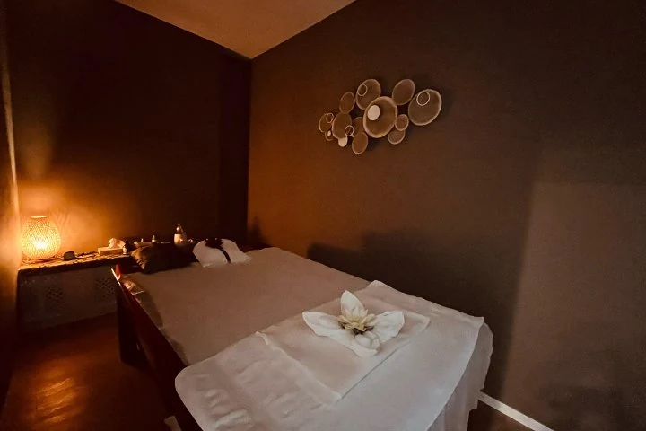 Amgthong Thai Massage und Head Spa & Wellnes, Körpertherap.,Harmoni, Vital