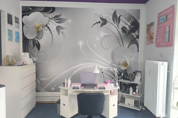 Beauty Corner by Natalie