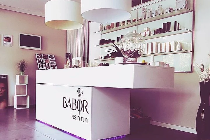 Beauty Lounge Babor