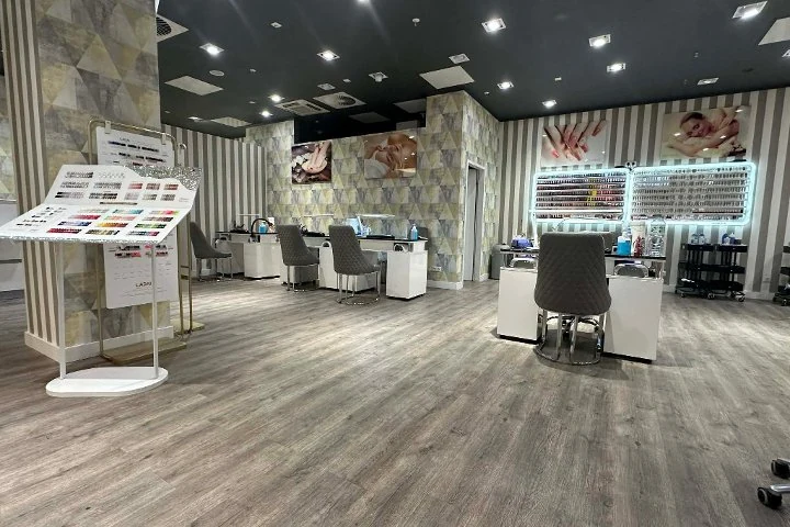 Beauty & More Hamburger Meile