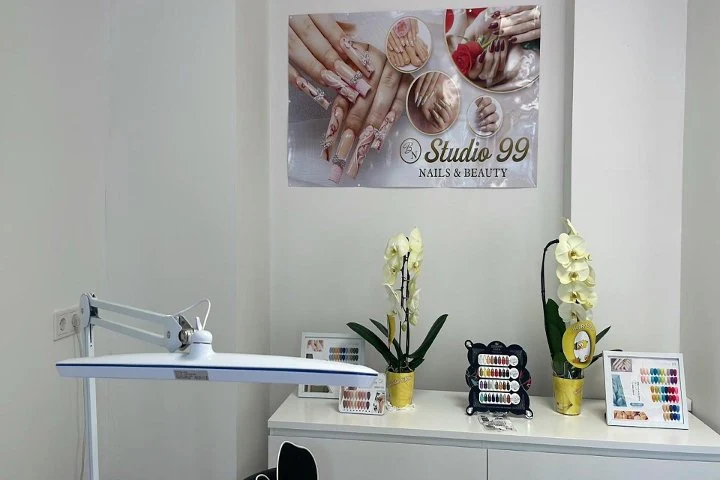 BN Studio99