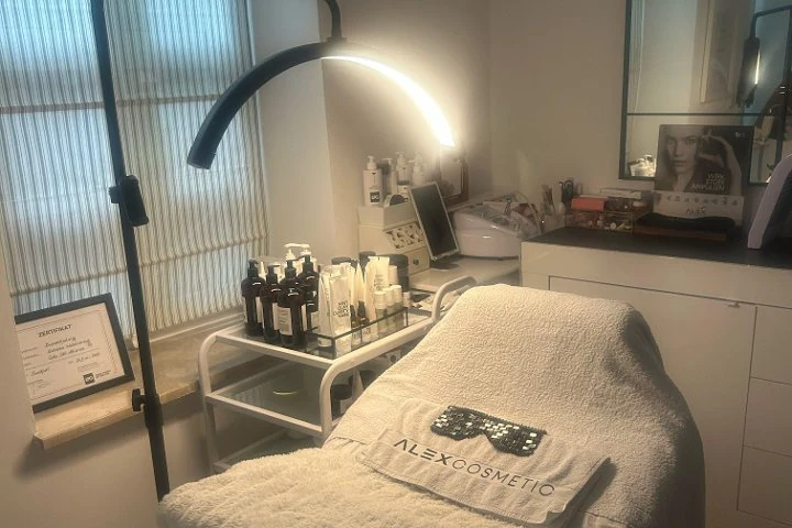 Clean Skin by Ella