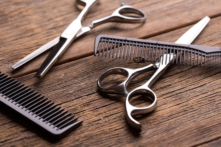 CUT 83 Friseursalon