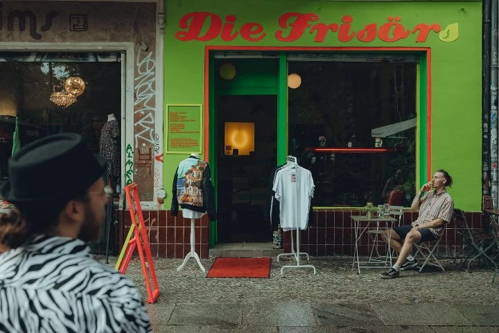 Die FRISÖRs