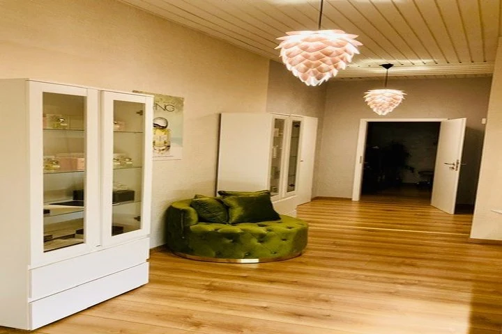 Green Luxury Cosmetic