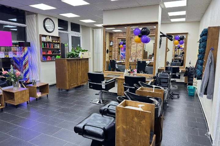 Hair & Fashion + Mega Style Herrenfriseur