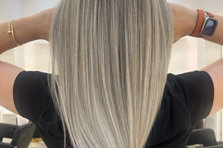 Ibo Hairstylist Balayage Experte