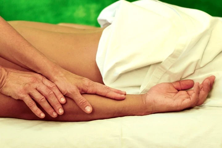 Körpertherapie Petra Hillbricht – Tiefengewebsmassage