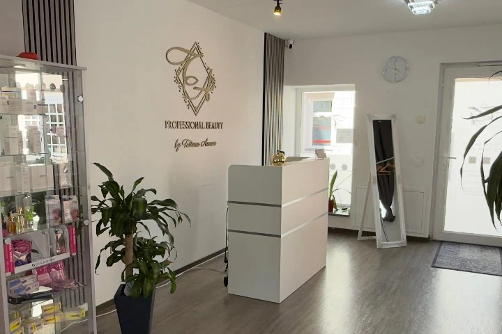 Professional Beauty by Tetiana Amons