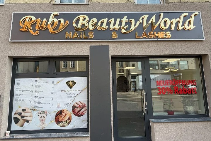 Ruby Beauty World