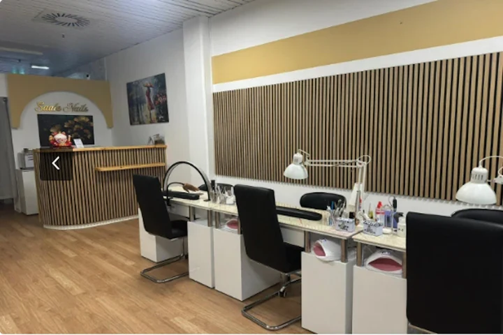 Saale Nails im Saale Center (1.G)