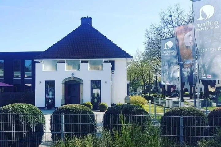 Salon #1 - Deine Friseure