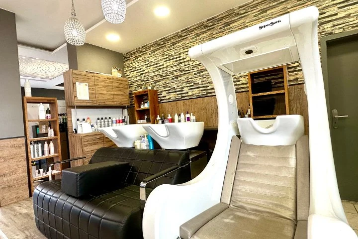 Salon Arena