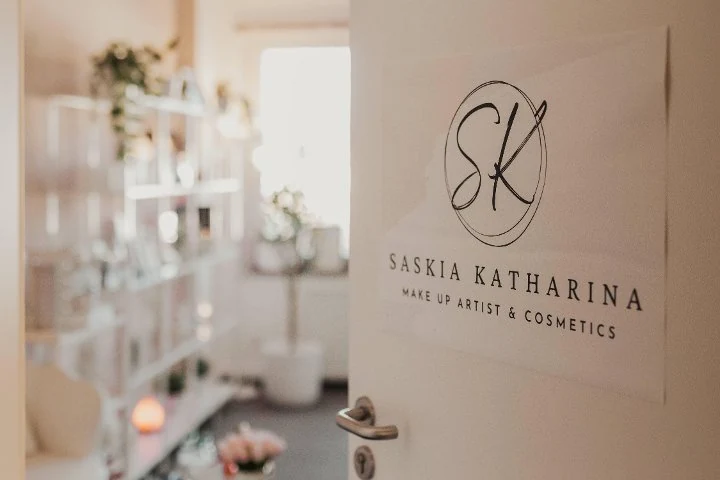 Saskia Katharina - Make Up and Cosmetics