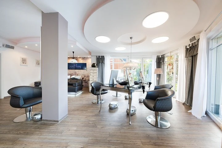 STEINBERGER FRISEURE