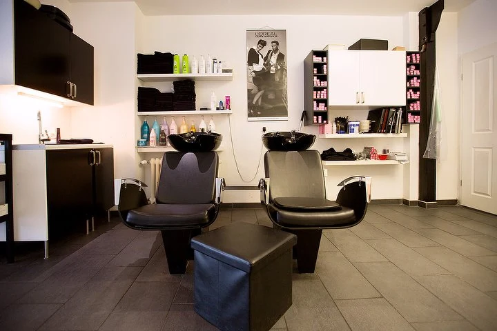 Tino - Figaro (ehem. Kaiserdamm, jetzt bei Ina F. Coiffeur in der Richard-Wagner-Str. 17)