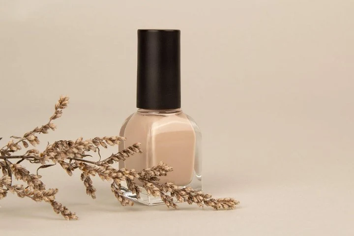 VeeLuxe - Beauty Salon